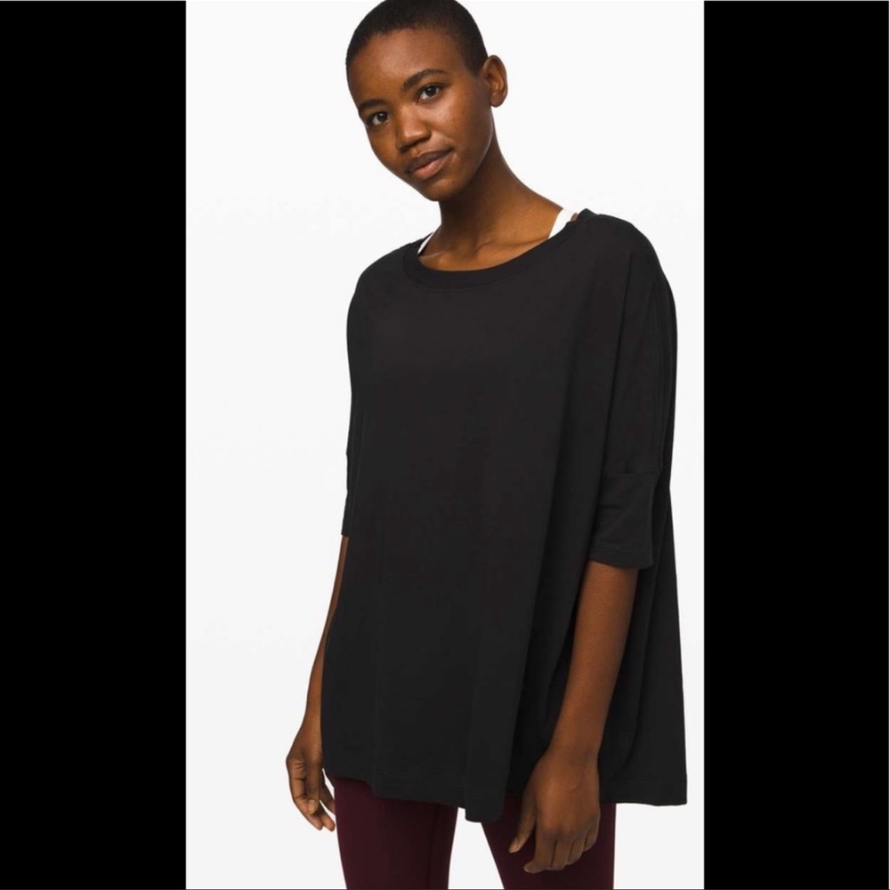 NWOT LULULEMON All Yours Boyfriend Box Tee Shirt Medium, Black - Picture 8 of 9